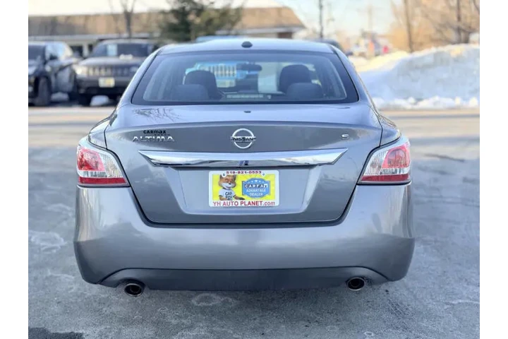 $8500 : 2015 Altima 2.5 image 10