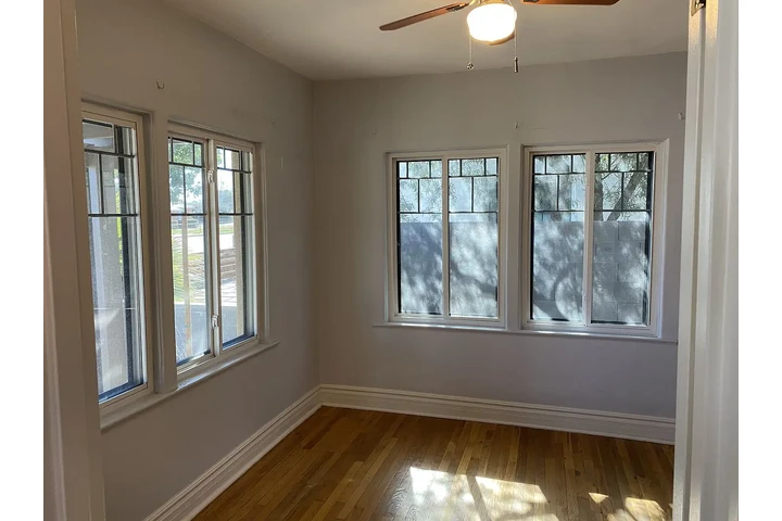 $900 : ¡Bienvenido a esta casa de 2 image 3