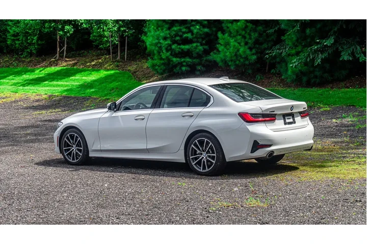 $19995 : BMW 3 Series 2021 AWD 330i x image 5