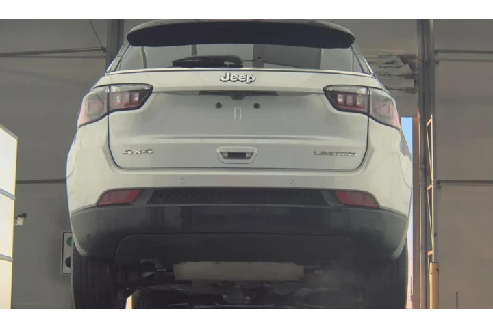 $23990 : Jeep Compass 2025 4x4 Limite image 6