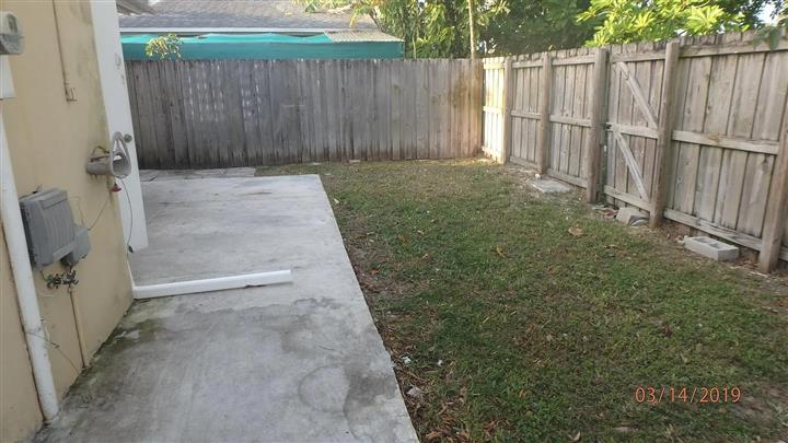 $900 : charming modern 2 bedroom image 8