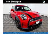 MINI Hardtop 2 Door 2022 Coo en Long Island