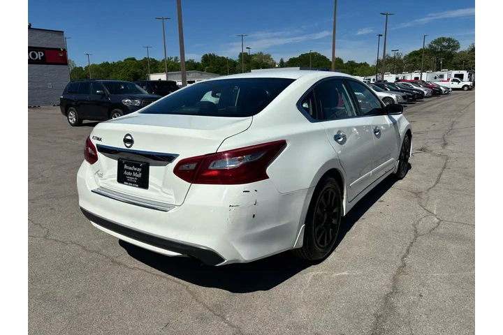 $6980 : 2018 Altima 2.5 S Sedan image 2