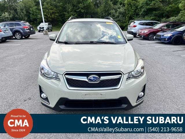 $16997 : PRE-OWNED 2016 SUBARU CROSSTR image 2