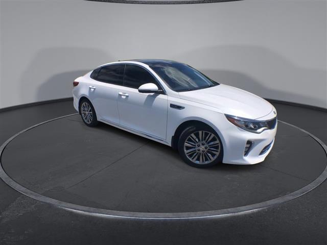 $15500 : PRE-OWNED 2018 KIA OPTIMA SX image 2