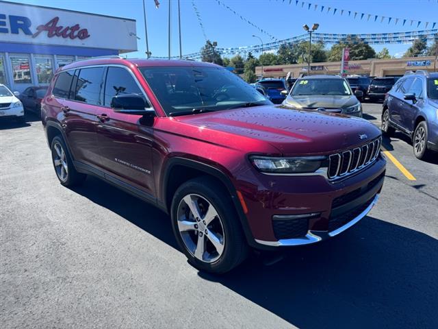 2021 Grand Cherokee L Limited image 3