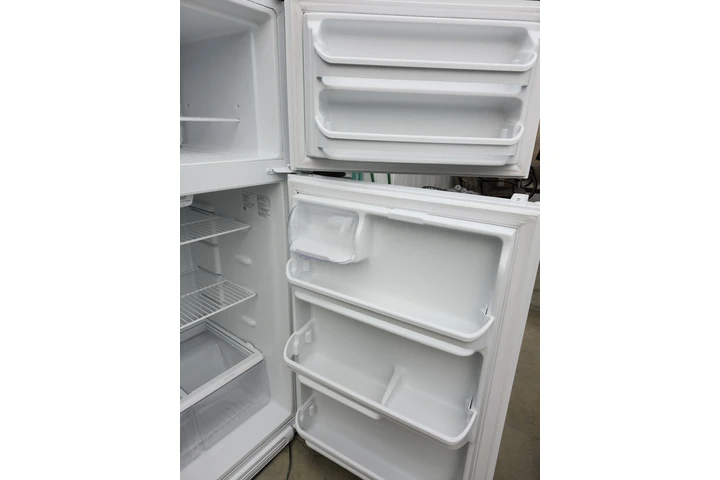 $250 : Refrigerador Frigidaire image 4