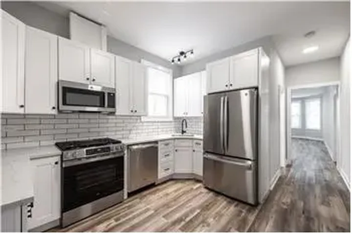 $4490 : Rental property with 4 bedro image 1