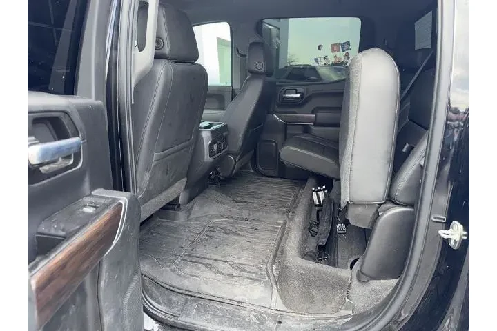 $29545 : GMC Sierra 1500 2019 4x4 SLT image 10