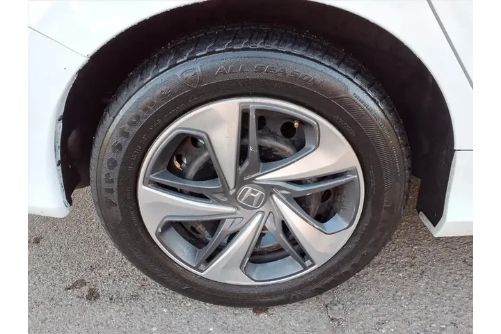 $18347 : Honda Civic 2020 LX 4dr Seda image 8