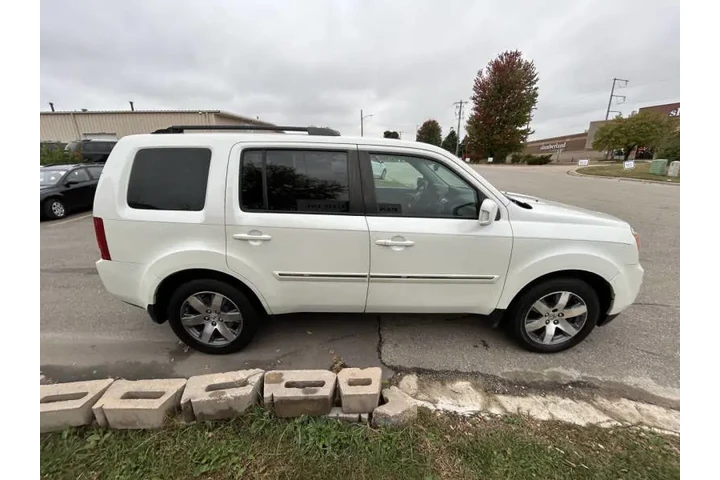 $9990 : 2014 Pilot Touring image 8