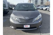 $17710 : 2015 Sienna XLE thumbnail
