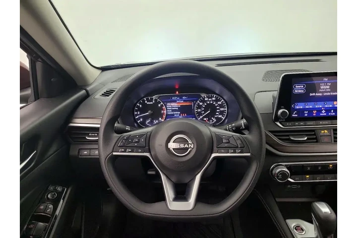 $23998 : Nissan Altima 2023 AWD 2.5 S image 10