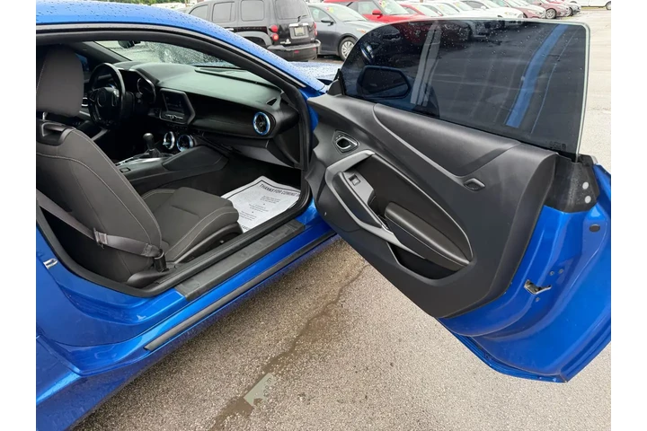 $10980 : 2016 Camaro LT image 8