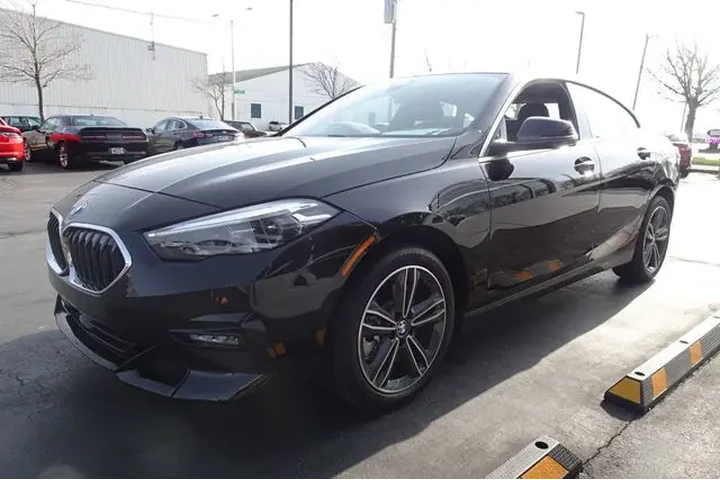 $19990 : 2021 BMW 2 Series image 4