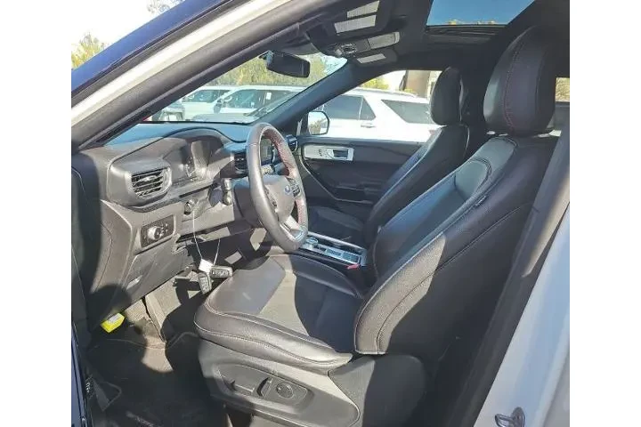 $35800 : Ford Explorer 2023 ST-Line 4 image 3