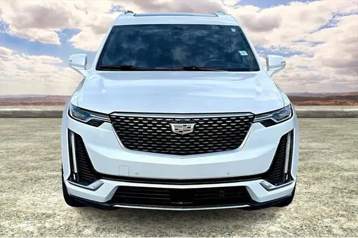 $32492 : Cadillac XT6 2022 Premium Lu image 2