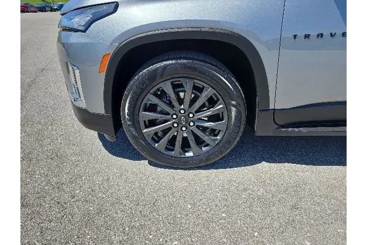 $35500 : Chevrolet Traverse 2023 4x4 image 9