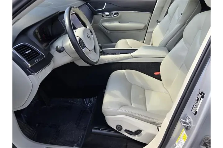 $23759 : Volvo XC90 2020 AWD T6 Momen image 10
