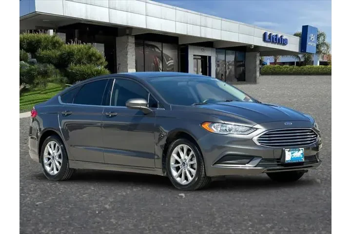 $9888 : Ford Fusion 2017 SE 4dr Seda image 10