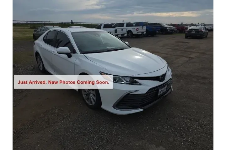 $24800 : Toyota Camry 2024 LE 4dr Sed image 1