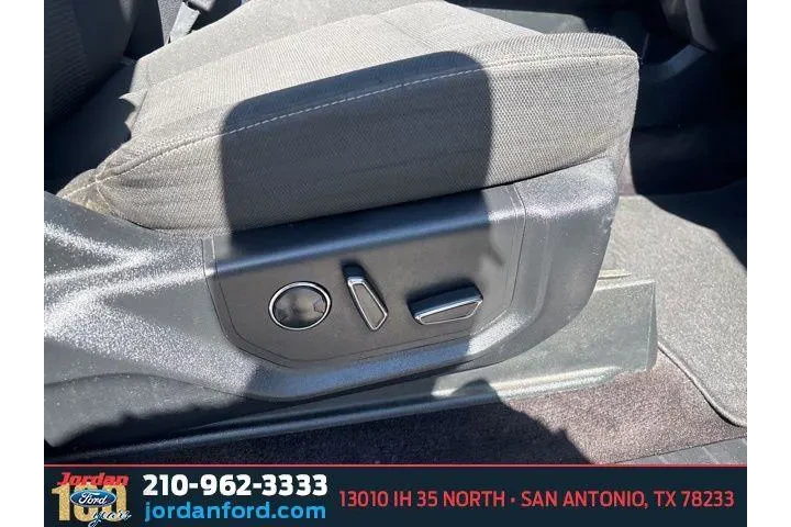 $14729 : Ford F-150 2016 4x2 Lariat 4 image 9