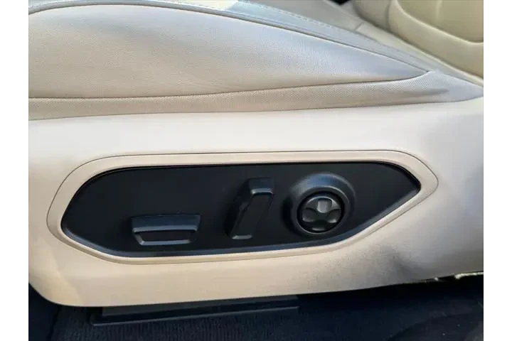 $33200 : Jeep Grand Cherokee L 2022 4 image 6