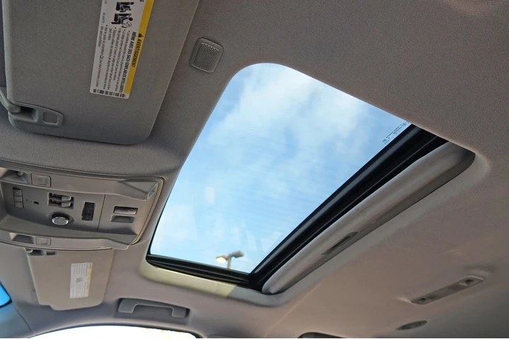 $12490 : 2016 Tahoe LTZ image 10