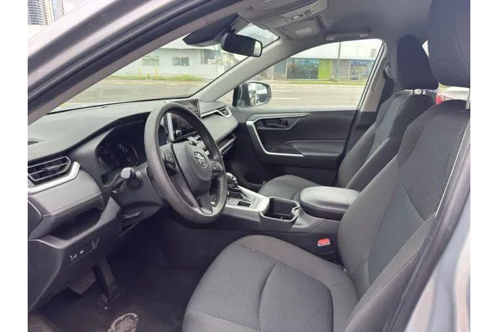 $28991 : Toyota RAV4 2024 AWD LE 4dr image 5