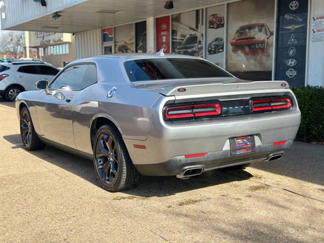 $21499 : 2018 Challenger SXT image 7