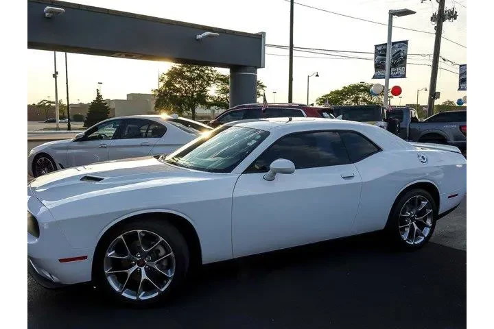 $24880 : Dodge Challenger 2022 SXT 2d image 5