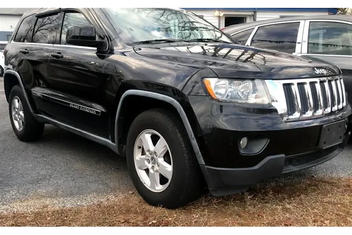 $9999 : 2012 Grand Cherokee image 2