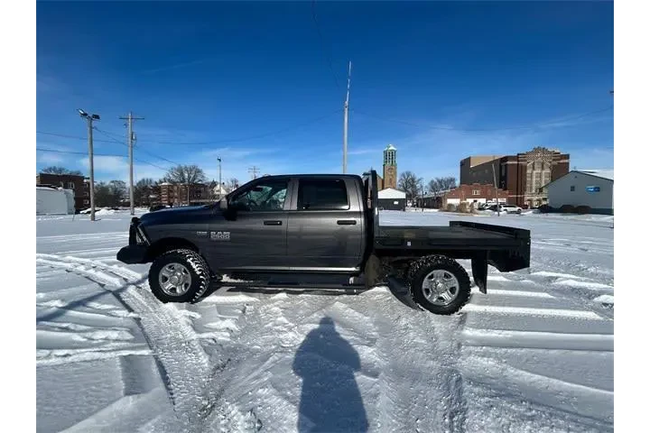 $23995 : Ram 2500 2018 4x4 Tradesman image 2