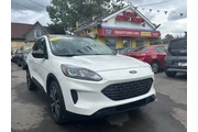 2021 Escape SE en Detroit