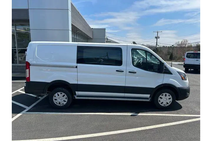 $32995 : Ford Transit 2024 250 3dr LW image 2