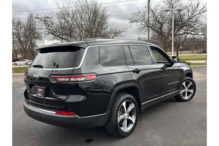 $30679 : 2023 Grand Cherokee L Limited image 10