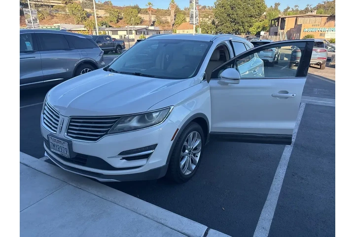 $15900 : Lincoln MKC 2016 Select 4dr image 1