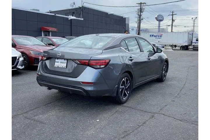 $15222 : Nissan Sentra 2025 SV 4dr Se image 4