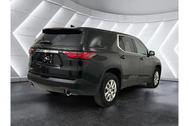 $22791 : Chevrolet Traverse 2023 LS 4 image 4