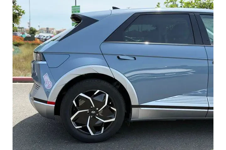 $31888 : Hyundai IONIQ 5 2024 Limited image 9
