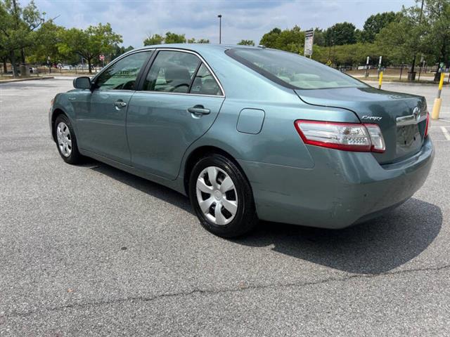 $6900 : 2011 Camry Hybrid image 8