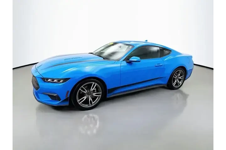 $28990 : Ford Mustang 2024 EcoBoost 2 image 3