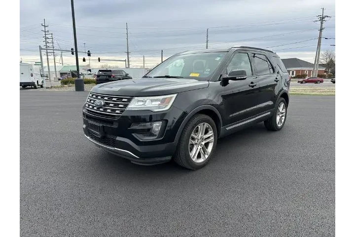 $13719 : Ford Explorer 2016 AWD XLT 4 image 3