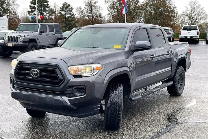 $29091 : Toyota Tacoma 2021 4x2 SR 4d image 2