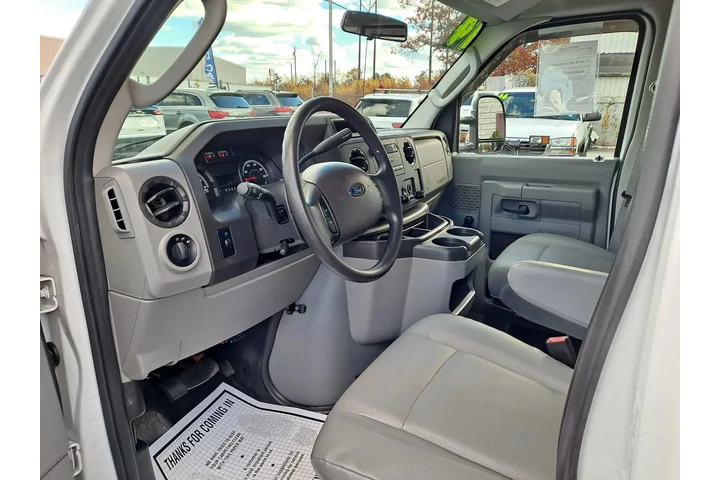 $15700 : 2014 FORD E150 CARGO VAN 3D20 image 8