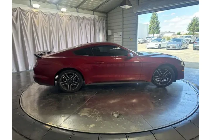 $13999 : Ford Mustang 2019 EcoBoost 2 image 4