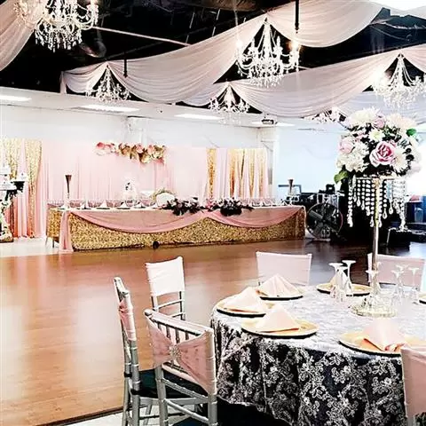 ¡Salón de fiestas! image 8