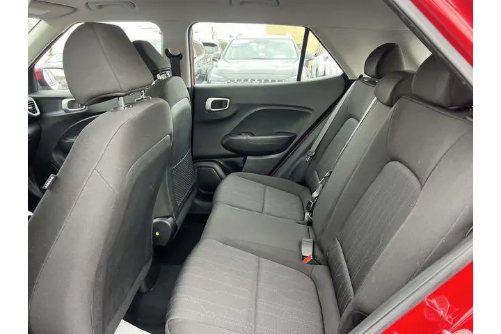 $16495 : Hyundai VENUE 2022 SE 4dr Cr image 10