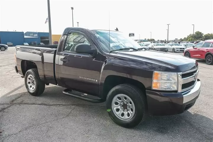 $12949 : 2008 Silverado 1500 Work Truck image 3