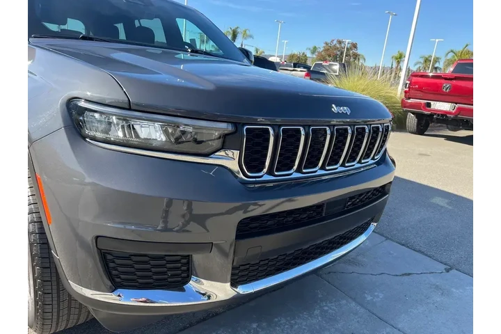 $36187 : Jeep Grand Cherokee L 2025 4 image 10